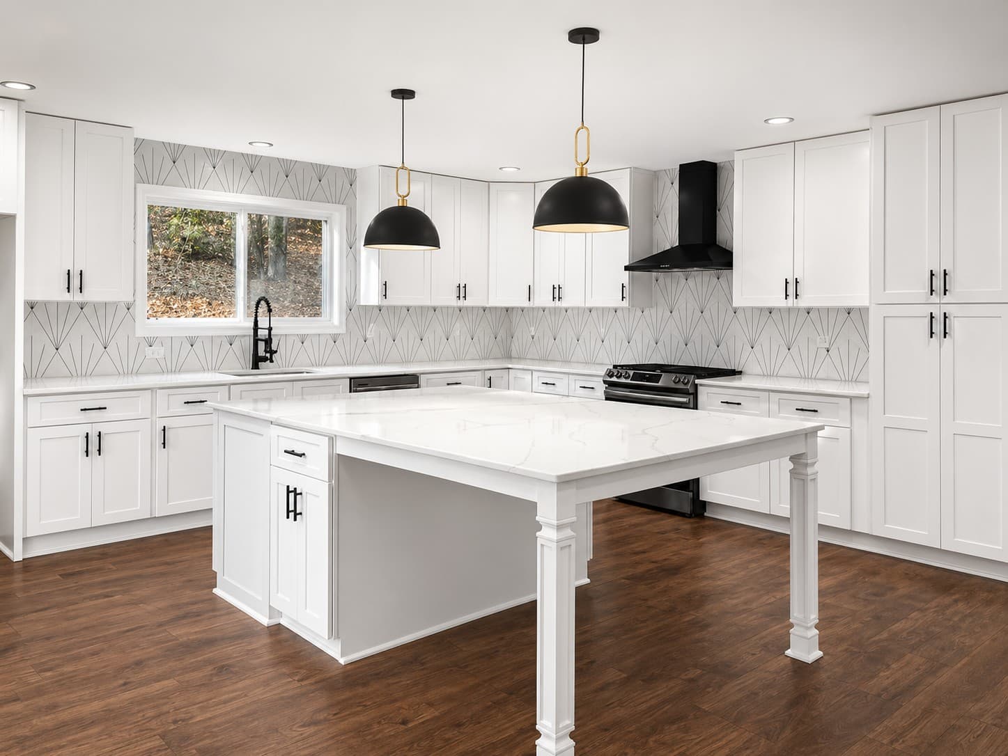 Kitchen & Backsplash